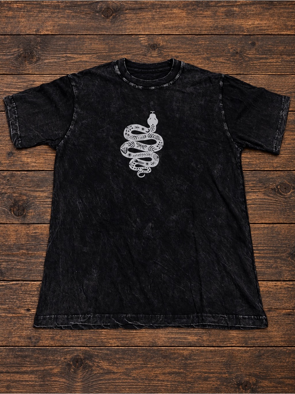 Unisex Rhea Snake Graphic Tee | XL